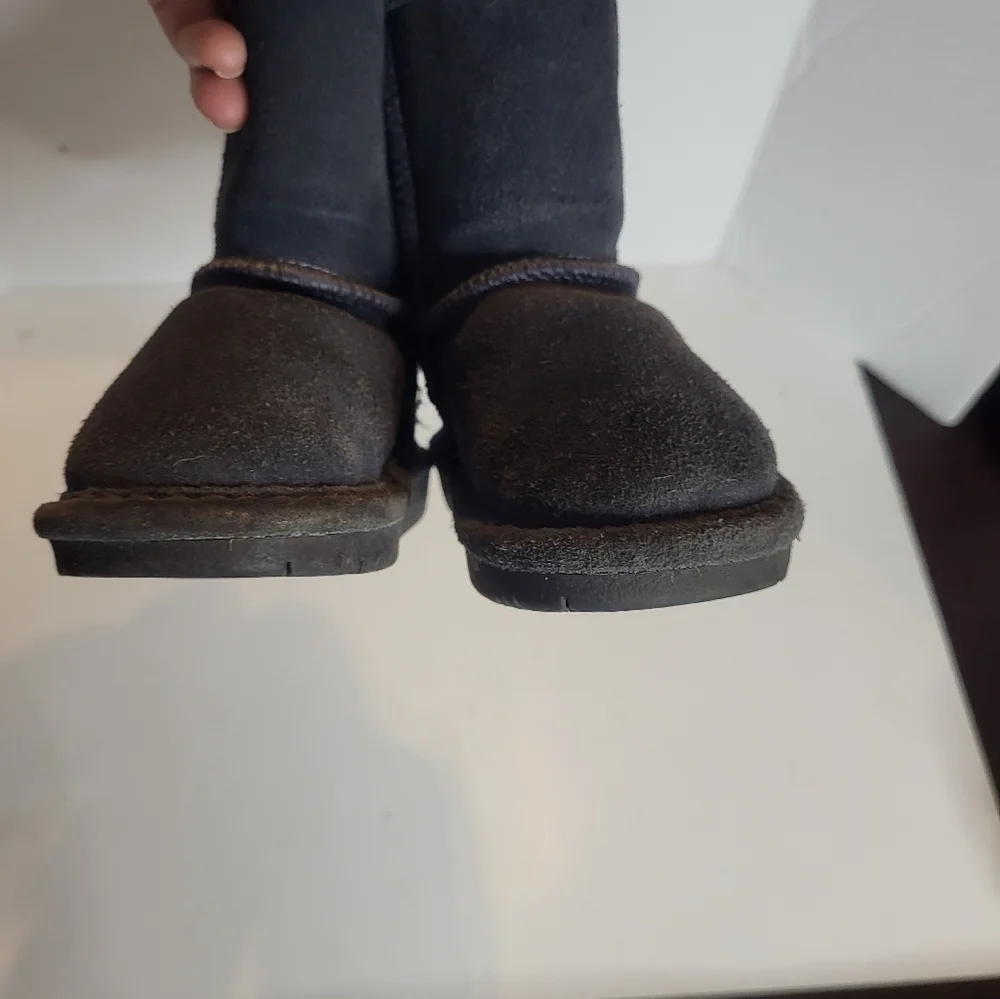 Baby Bearpaw boots